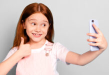 Know the ways to keep children away from mobile phones
